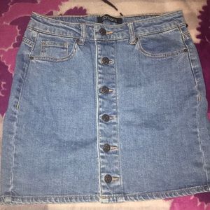 cute skirt for boots .